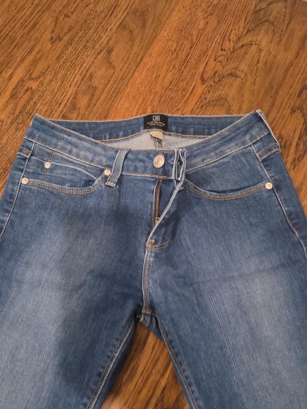 Just Black Women's Blue Skinny Jeans
